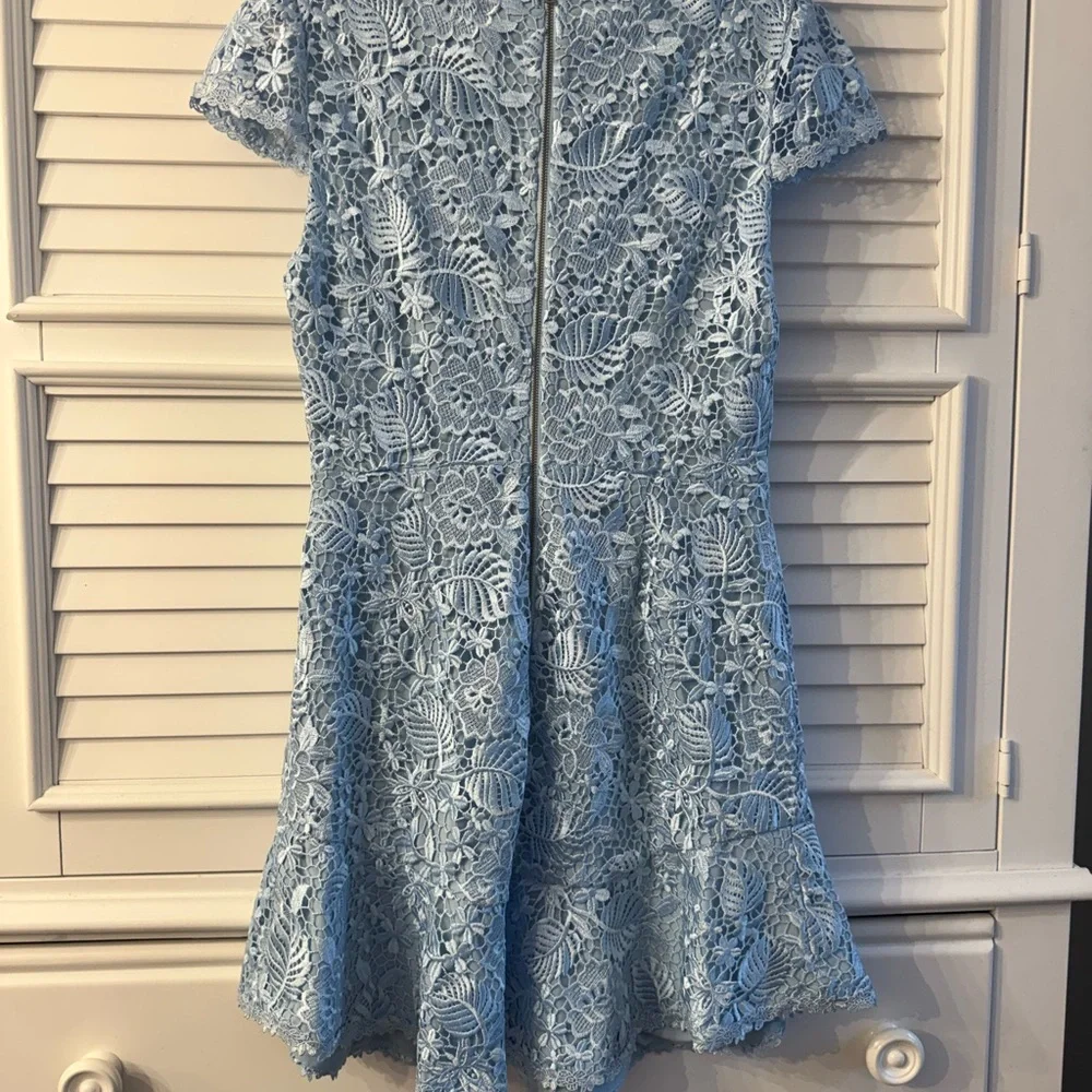 Alice + Olivia Rapunzel Lace Mini Dress Icy Blue (light blue) NWT Size 10 - Picture 12 of 17